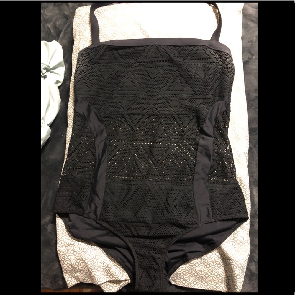 Bathing suit